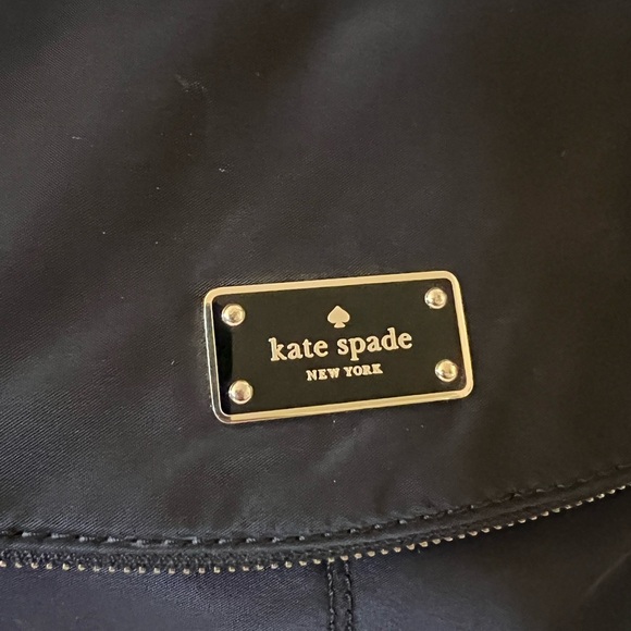 Kate Spade Black and Gold Crossbody Bag with Flap Design - Picture 2 of 13